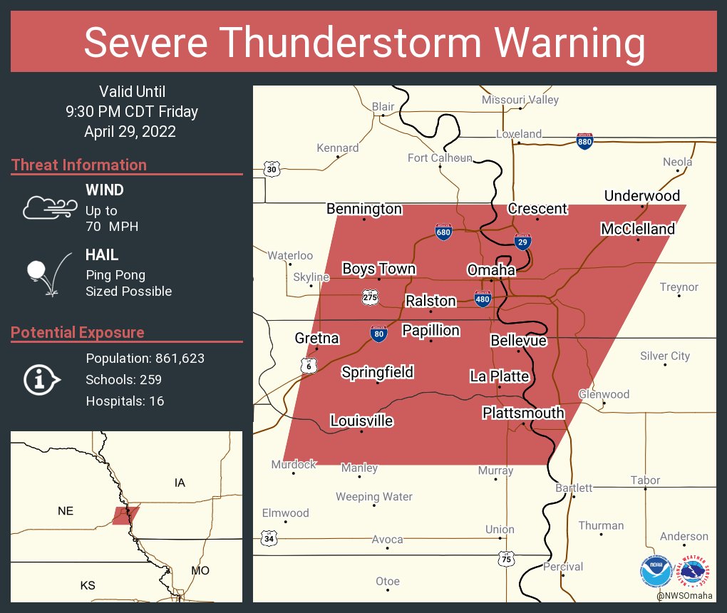 NWSOmaha's tweet photo. Severe Thunderstorm Warning continues for Omaha NE, Council Bluffs IA, Bellevue NE until 9:30 PM CDT. This storm will contain wind gusts to 70 MPH! https://t.co/9sf1eKZ63I
