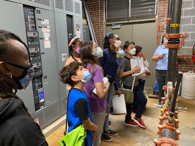 NEED_Project's tweet photo. Energizing Student Potential (ESP) 5th graders from Van Ness Elementary participating in an educational energy audit of their school building to learn about energy efficiency & conservation!
ESP Program is sponsored by @PepcoConnect & the @Exelon Foundation. #EnergizingSTEM https://t.co/56UoxOOOLb
