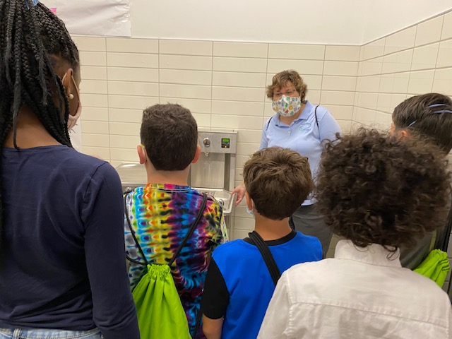 NEED_Project's tweet photo. Energizing Student Potential (ESP) 5th graders from Van Ness Elementary participating in an educational energy audit of their school building to learn about energy efficiency & conservation!
ESP Program is sponsored by @PepcoConnect & the @Exelon Foundation. #EnergizingSTEM https://t.co/56UoxOOOLb