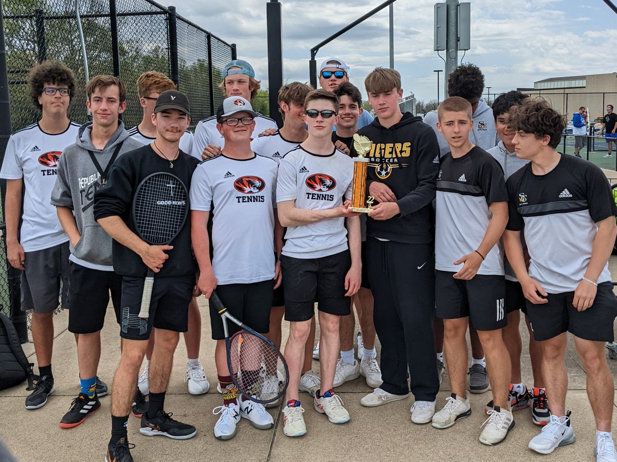 Congrats to Republic Tennis on tying for second place with Smith Cotton at the 8th Annual Republic Tournament (8 team field). Bolivar won team championship. Great sportsmanship displayed by all that played! <a href="/OzarksOzone/">Ozarks Sports Zone</a> <a href="/Republic_Tigers/">RepublicTigerSports</a> <a href="/TrevyorFisher/">Trevyor Fisher</a>