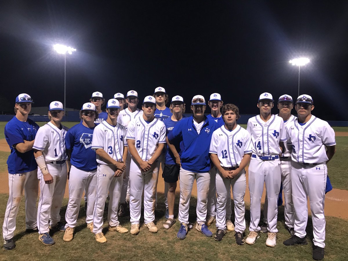 11-1 win vs Bay City
 Blue Jays Co-District Champs
1 seed in playoffs.