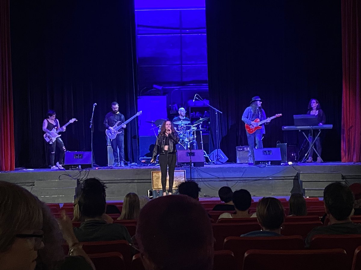 OnareckerMarie's tweet photo. Hanging out at the Norman Music Festival!! 
@NormanMusicFest https://t.co/fQHQQGQ9ig