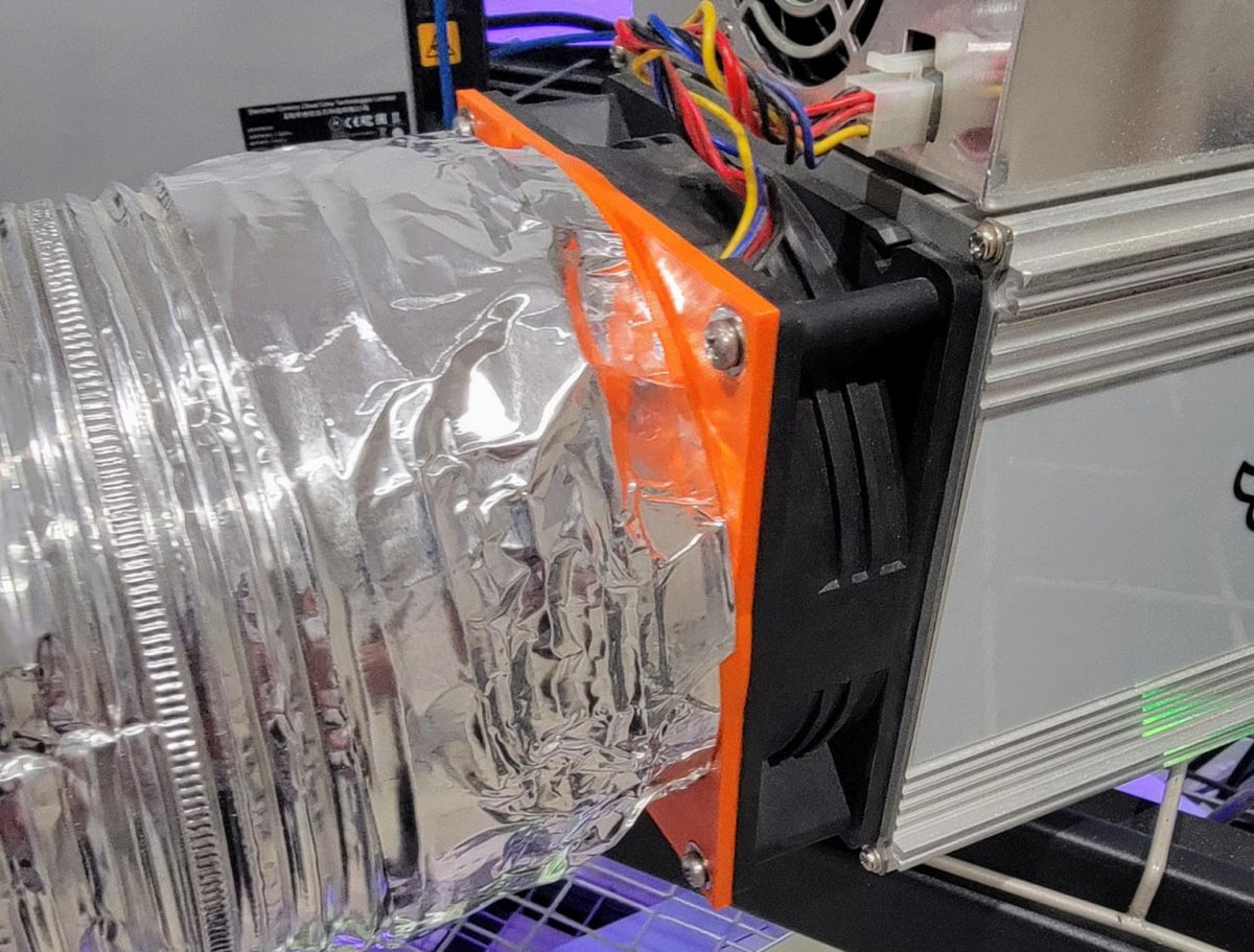 TheCoinDad's tweet photo. THIS IS TRUE DECENTRALIZATION 

Pleb mining pic thread.

I hear ppl say home mining is dead, but then I see pics like these. I love how innovative our mining community is even during hash at ATH the stacking sats game is strong! 💪

#Bitcoin
#blockchain 
#BTC https://t.co/y7mWQrDh1G