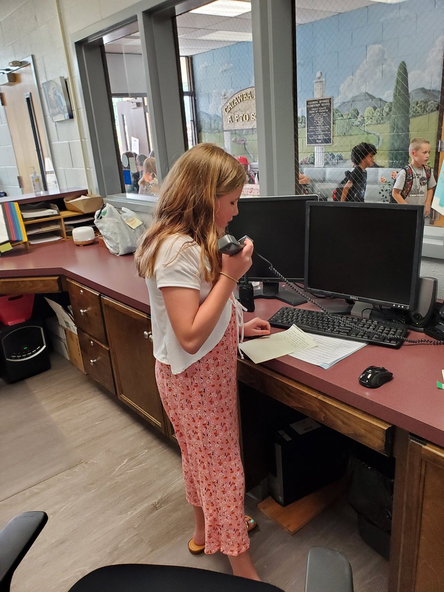 CSES_NC's tweet photo. Today Sami R. shadowed @Jason_Cranford1 as AP for the day. She learned about all the many roles of being a school leader. We are proud of you, Sami!
#LCSCreatingANewPath https://t.co/2O8lPE1WIz
