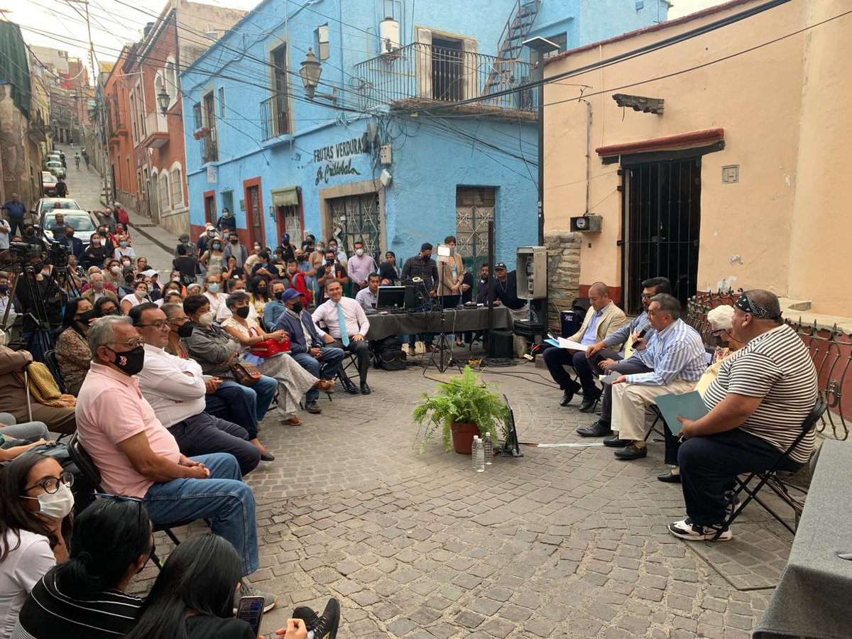 oficial_CAG's tweet photo. #ℂ𝕠𝕟𝕠𝕔𝕚𝕞𝕚𝕖𝕟𝕥𝕠𝔼𝕟𝕄𝕠𝕧𝕚𝕞𝕚𝕖𝕟𝕥𝕠 

El jueves 28 de abril, en colaboración con la Administración Municipal de Guanajuato a través de la Unidad de Gestión del Centro Histórico y el Departamento de Historia de la UG, se llevó a cabo la sesión 2 Barrio de La Bola. https://t.co/1GywQz4p4g