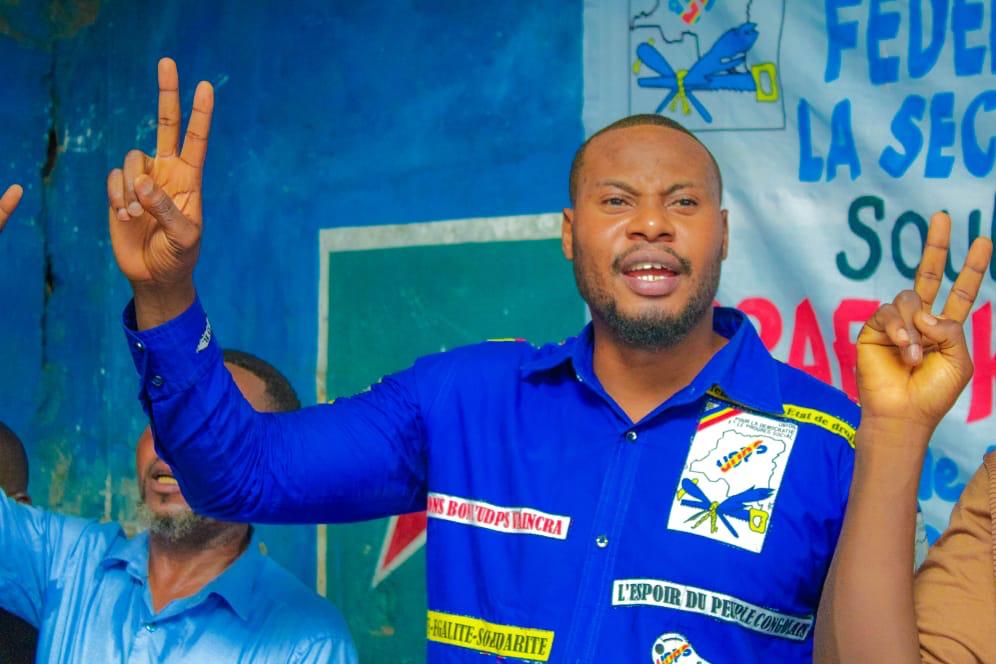 JuniorMonga11's tweet photo. En ce jour spécial de votre nouvelle année de plus je vous souhaites un heureux anniversaire @KabendaI , nouveau président de la ligue des jeunes fédération de Lukunga. https://t.co/WMxcrvhttV