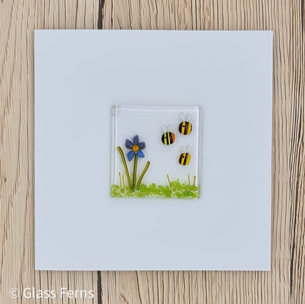 Happy Bank Holiday and please acept my apologies for my quietness but I am back to share my beautiful fused glass with you all which is available to purchase from my <a href="/_CMUK/">Crafter's Market UK</a> shop
#fusedglass #glassthatlasts #beeart #glasscard #frameit #glassart #EarlyBiz