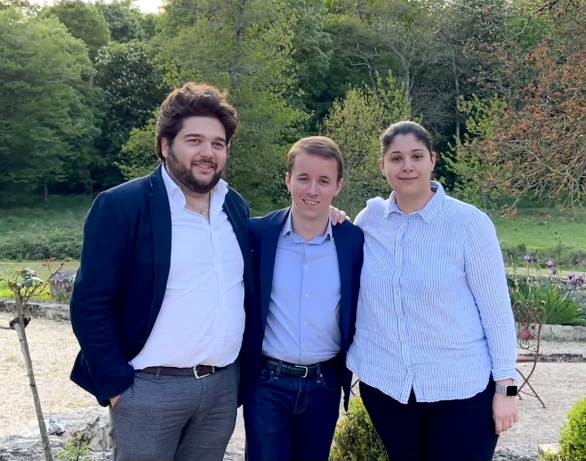 inesCB37's tweet photo. Lancement de campagne #legislatives2022 réussie pour Sophie Lagrée, candidate sur la 4e circonscription d’#IndreetLoire, et en présence de @xavierbertrand. Tous mes vœux de réussite à S.Lagrée, ainsi qu’à son suppléant &amp; son équipe, tous présents sur le terrain pour convaincre https://t.co/CSrOdzYi5p