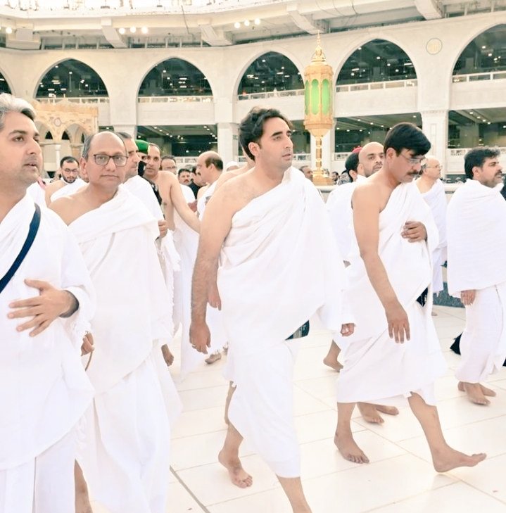 JavedRRaymond's tweet photo. خدا میرے چیئرمین کی عبادات کو قبول کرے اور اپنی حفظ و امان میں رکھے آمین
@BBhuttoZardari
@AseefaBZ 
@YusufRazaGilan1
@SyedAMahmud
@JunaidSaleemJD
@FarhatullahB 
@RPAPPP 
@QamarKairaPPP 
@ShaziaAttaMarri 
@Ch_ManzoorAhmed 
@CMZakaAshraf 
@amjadhussainaza https://t.co/Z5IB44V4nM