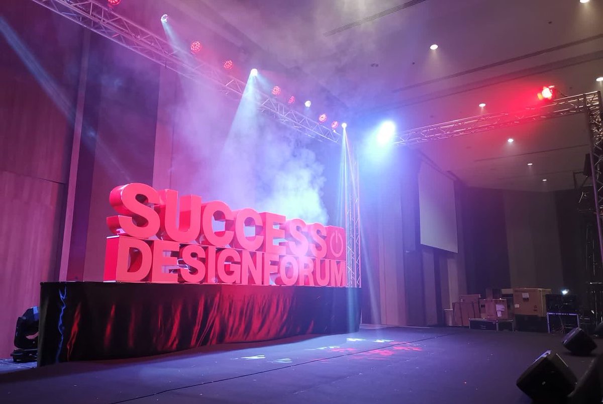ondemandacademy's tweet photo. จบกันไปแล้วกับงาน #SDF10 รอบสุดท้าย รอบขอนแก่น 💞
ขอขอบคุณน้องๆ และผู้ปกครองที่ให้ความสนใจอย่างล้นหลาม
หวังว่าพี่ๆ จะ สามารถช่วยให้วางแผนการเรียนการสอบ การใช้ชีวิตได้มากขึ้นน๊า!
ใครที่พลาดไปไม่ต้องห่วง พี่บรรจงจะคอยสรุปเนื้อหาเกี่ยวกับ #TCAS66 มาให้เรื่อยๆ แน่นอน! ✌️ #OnDemand https://t.co/QPo8yAdVK7