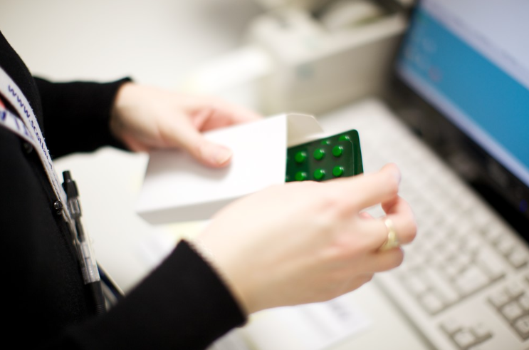 Some pharmacies are open on the Bank Holiday to help you deal with a range of minor ailments and illnesses. Find your nearest pharmacy and when it will be open: ow.ly/5Tlo50IUnLu