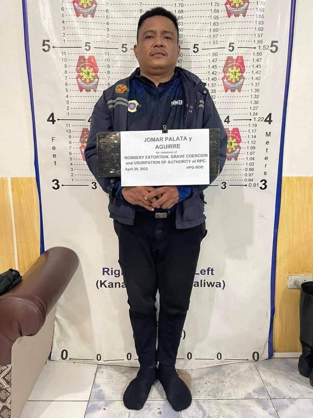 MMDA's tweet photo. An MMDA personnel was arrested in an entrapment operation conducted by the Highway Patrol Group – Special Operations Division on Friday night in Pasig City. The suspect was charged with robbery extortion and  coercion.

READ MORE: https://t.co/FdYXzlEQGU

#mmda https://t.co/2xPiwgVGla