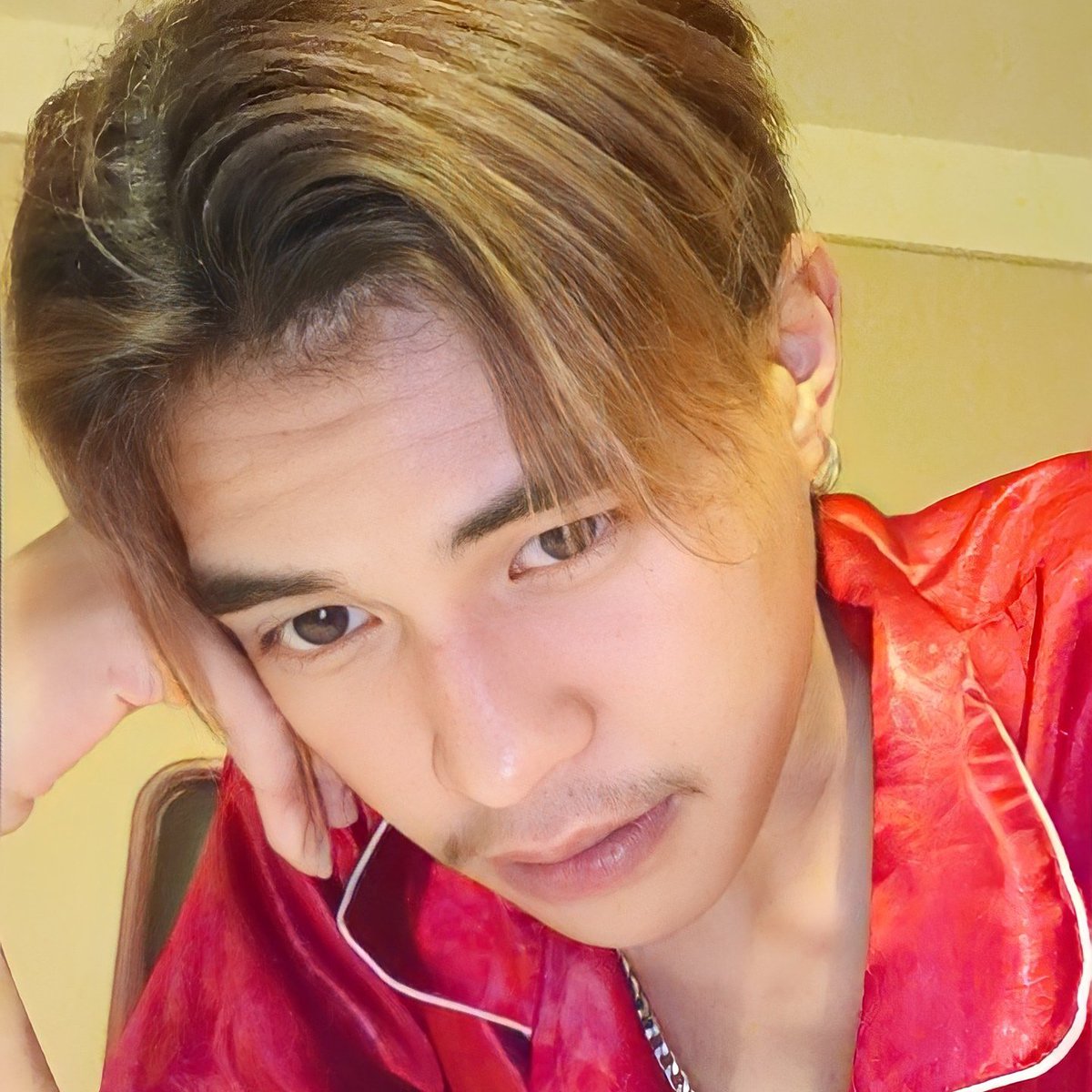 poanWC's tweet photo. มองหน้าเราเห็นอะไร เห็นคนที่  •ใช่ •หรือเห็นคนที่  • ชอบ • 🫣😝
-----
#แคปชั่นเด็ด #แคปชั่นโดนๆ #แคปชั่นทะเล #แคปชั่นกวนตีน #แคปชั่นตลก #แคปชั่นเด็ดๆ #แคปชั่นความรัก #เที่ยวทะเล #แคปชั่นอ่อยแรง #แคปชั่นโสด #แคปชั่นเด็ดๆ https://t.co/LSXIRBA9JQ