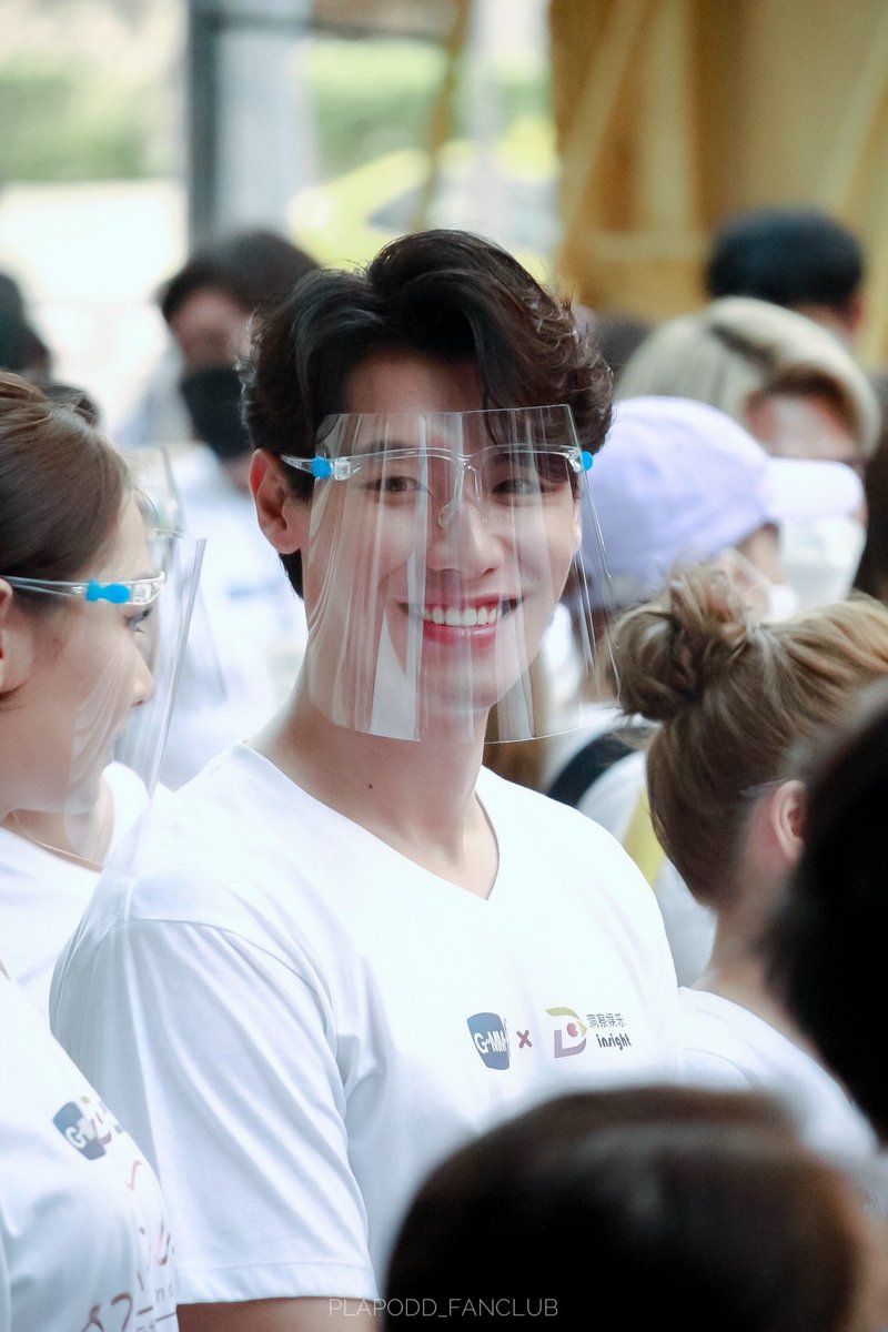 plapodd_fanclub's tweet photo. ใครยังไม่ออกจากเมื่อวานบ้างเอ่ย~ 🌷

ขอให้ทุกคนมีวันที่สดใสเหมือนกับยิ้มของคุณป๋านะคะ 🪄💛

#PlapoddSuphakorn
#บวงสรวงFindYourself
#泰版下一站是幸福 https://t.co/RJB5RqhWpi