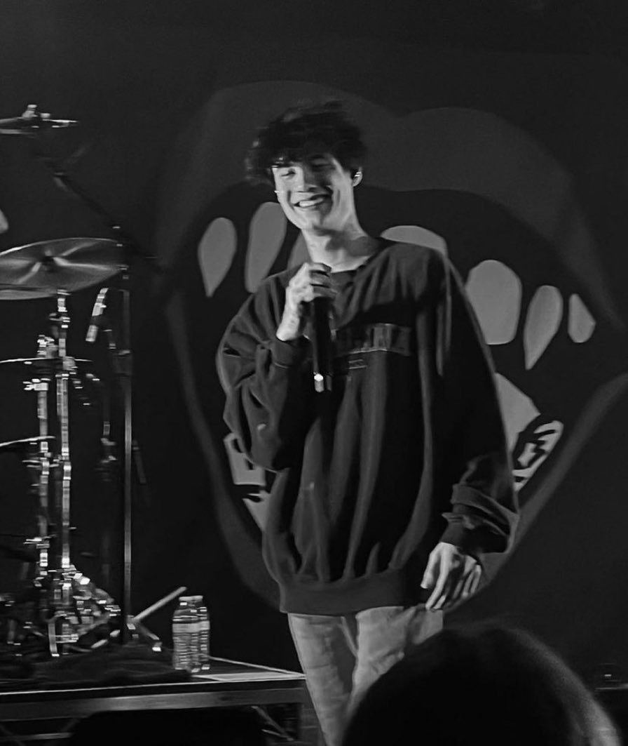 SADOCT0BER's tweet image. he’s literally this emoji- 🧸