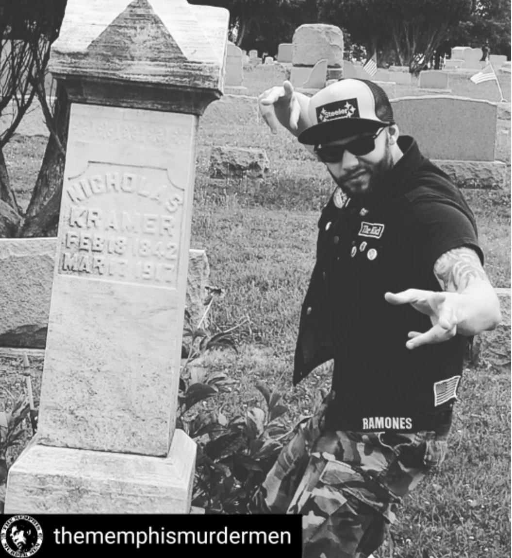 ScreaminE26's tweet photo. Again for reference n'at...
@therealjoebob @kinky_horror @OfficialNOTLD @theGARFofficial 
#CooperWasRight #MutantFam #TheLastDriveIn #TheMemphisMurderMen #MonsterCandyPodcast https://t.co/2FWc2mxZ1A