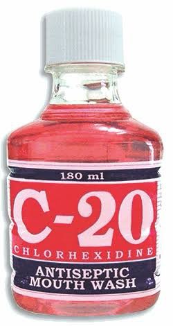 ใช้น้ำยาบ้วนปาก C-20 มานานกว่าปีแล้ว แล้วใช้กันทั้งบ้าน แล้วฟันดำกันทั้งบ้านเลยครับ โดยครอบครัวแจ้งว่า นึกว่าอาการฟันดำนี้เป็นพันธุกรรม สงสารคนไข้มากเพราะก็มีคนแนะนำมาอีกที สรุปคุยไปมาคนในซอยใช้กันทุกบ้าน 🫠 
visitนี้เลยขูดแล้วขัด(แบบสุดความสามารถ)และแจ้งให้เลิกใช้เดี๋ยวนี้🫥