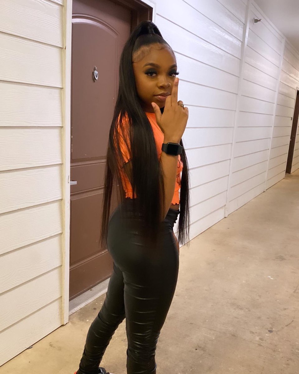 SweetTatterz's tweet image. Can’t play with me, YK I come trim, I’m inna different league 🦍