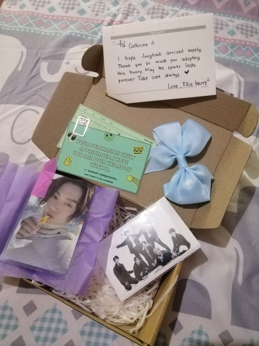 Jeon_Cath_Anne's tweet photo. Mareeee! @strawberryelle_, @jungkookihae umuwi na sawakas huhu 😭 makakakain nako. Nakakaspeechless talaga. Pasavogue ang freebies ❤️ shelemeeeettttts!
#SEMAILS https://t.co/T6l5YfgIub