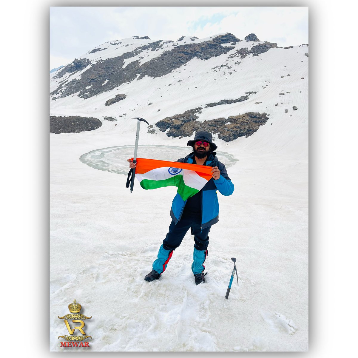 Virendramewar's tweet photo. Get ready for "Bhrigu lake summit" 
height of (14,107 ft)

For the year 2022,First summit of Brighu lake trek done in great way. https://t.co/TQ6TFUKYEt