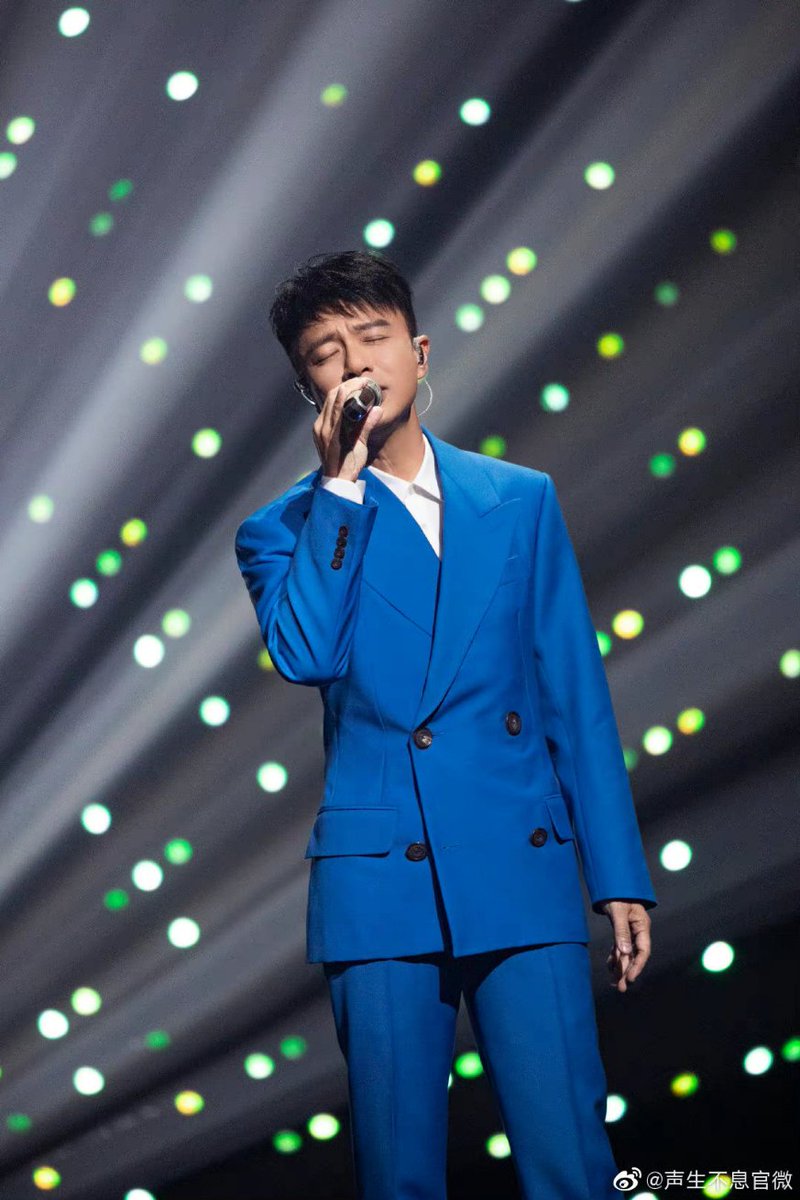 WhySoGod's tweet image. Not ZS related, but #HackenLee will be on stage with Lee Jian tommorow on another Music Show "Endless Melody (#声生不息）" and sing "Fireworks (花火）"...