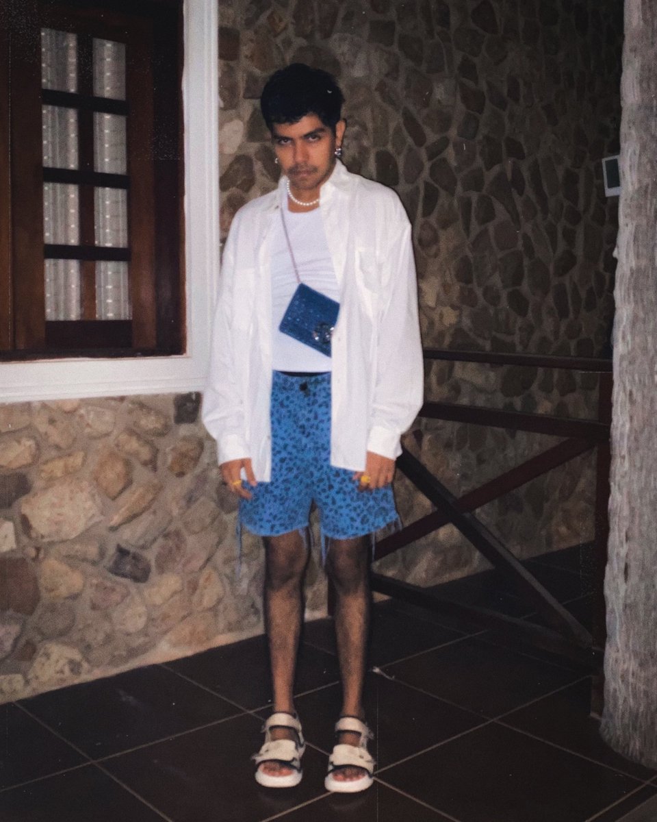 itsigorsaint's tweet photo. Hoje com essa energia gostosa em Canoa Quebrada. #StyledBySaint https://t.co/lrKyTLapYP
