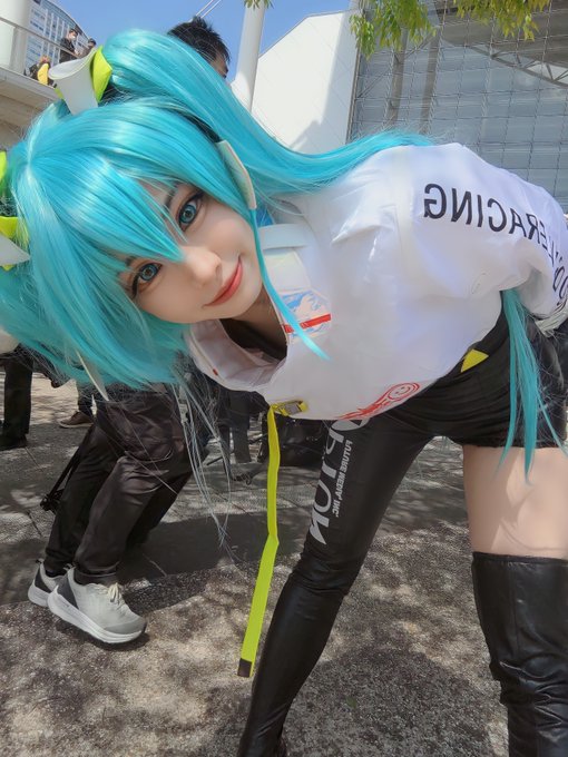Twitterのコスプレ画像15