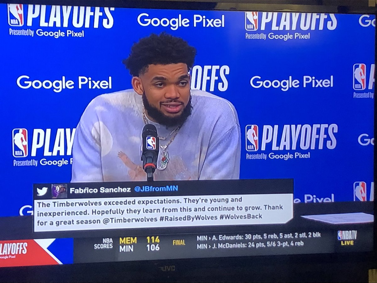JBfromMN's tweet image. My comment made it on NBATV. I have been thrusted into an elite level of basketball knowledge. Momma! I made it!