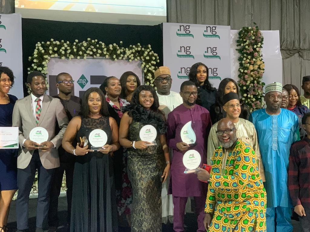 Luwyziana's tweet photo. @Ravetvchannel  bags presidential award at the 5th edition on @niraworks .ngawards as best TV station instrumental for the advancement of  the .ng brand and the opportunities in the DNS industry through her weekly ict show #Ravetec. Congratulations 🎊 https://t.co/D7Weay33ry