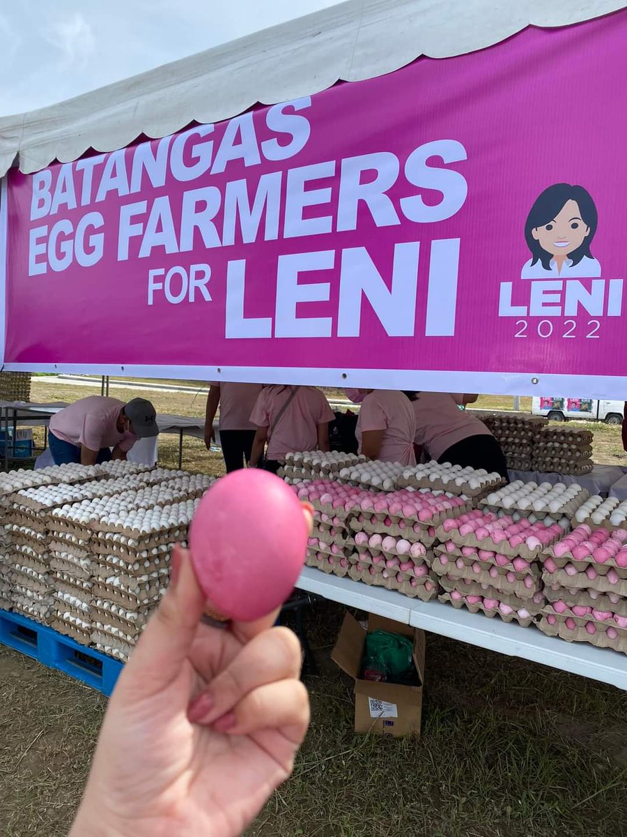 patsnaga's tweet photo. Kakampinks grabe kayo ayaw nyo lumabay 😂 sige na nga dahil mabait naman talaga tayo.

FREE FOOD for alls kakampinks (pwede rin outsider) 😂

#BatangLeni #BarakoParaKayLeniKiko #BatangasIsPink https://t.co/tqy5WOx3TQ