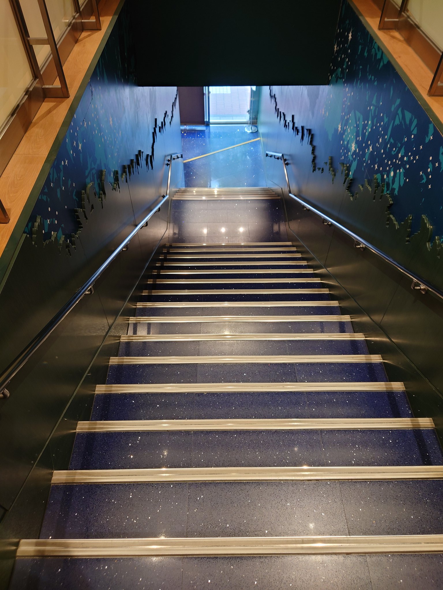 ディズニーストア仙台東映プラザ店 Twitter Search Twitter