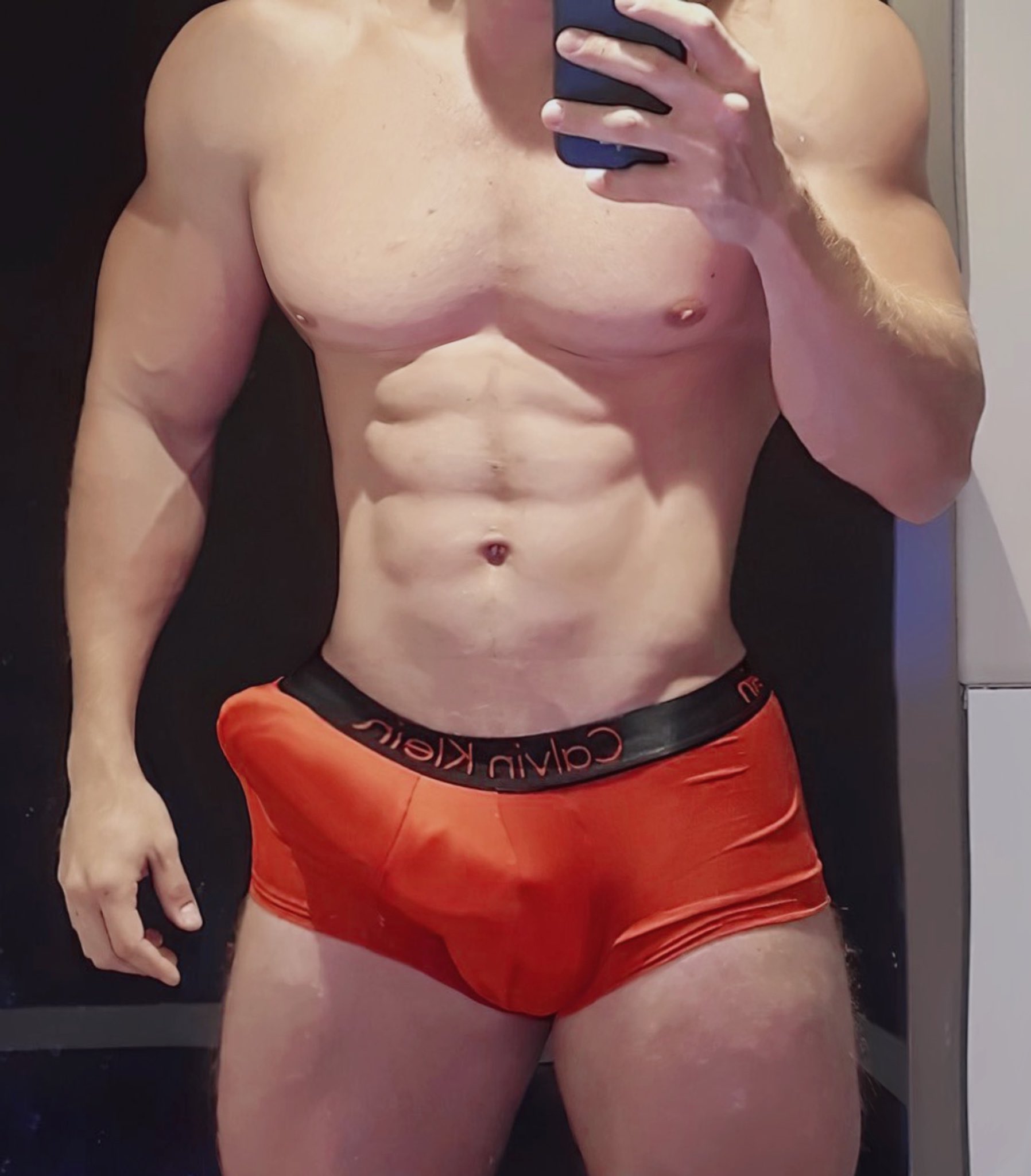 Bulge Flashing Moments - Can You Handle It