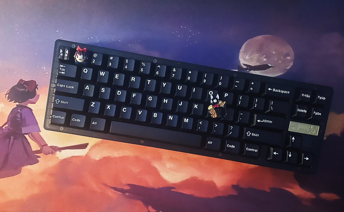 CherryIeon's tweet photo. my new keyboard <33 https://t.co/aCdItkqSQZ