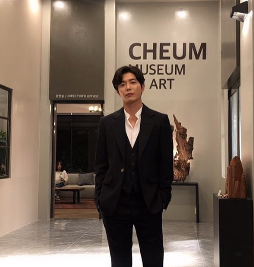 kaestheticjpeg's tweet photo. : ̗̀➛ kim jaeuck

•·.·' #KimJaewook #김재욱 #KimJaeuck '·.·• https://t.co/a7FOvC6wCS