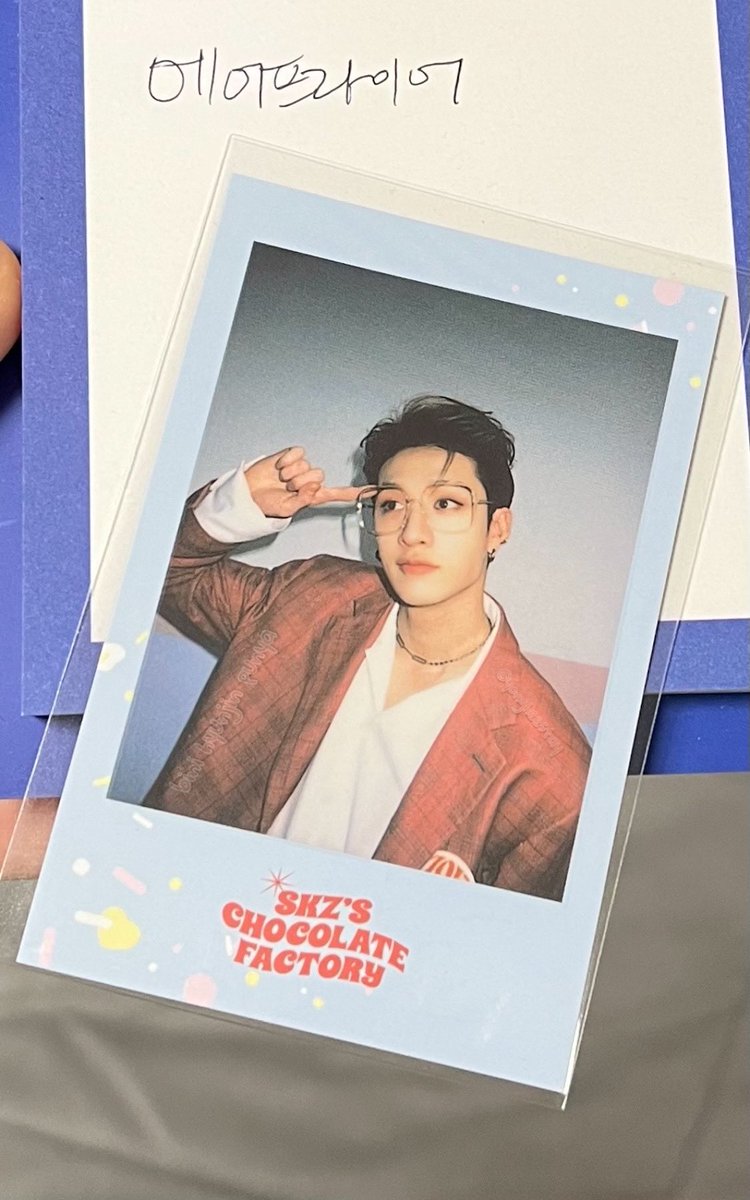 yongheestay's tweet image. #yongheeyangdo4 

chan thinking pose (?) choc factory pob secured!✅ (orang punya)