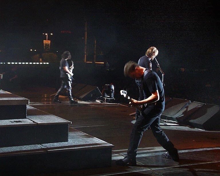 📸 @Metallica, presentación en el Foro Sol de la Ciudad de México, México 🇲🇽 30 de Abril 1999.
#Metallica #TheGarageRemainsTheSame #FifthMember #MetFans #MetFamily #METALLICAMetalUpYourAss🗡🚽