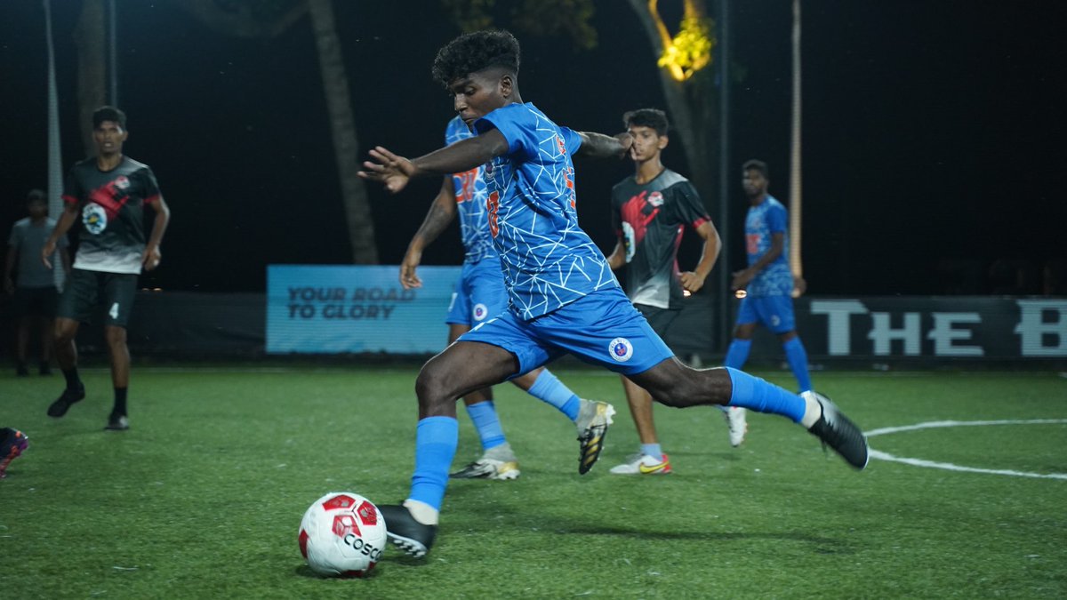 FCGoaOfficial's tweet photo. Goa’s Biggest #ForcaFans Football Festival has finally kicked off 🥳⚽️

#Road2Goa #ForcaGoa https://t.co/QhLznKfQM5