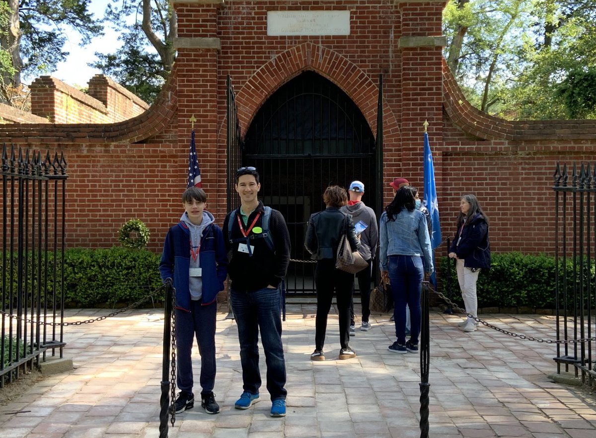 SpringerOGWA's tweet photo. Day 4 started off with a calming walk around Mt. Vernon and then transitioned in to lunch at the Mt. Vernon Inn. Then is was time to head back home. Sadly, our trip has come to an end but students have made new friends and many memories along the way. Welcome home, Eagles! https://t.co/v2tYMg8czq