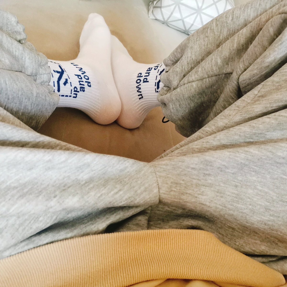 Günaydınlar☀️
Bacaklarım Nasıl Sizce?❤
<a href="/GayTurkPlatform/">GayTürkPlatform🥇🇹🇷🏳️‍🌈</a>
Begenmeyi Unutmayın❤
Takip Edip RT Yapanlara Özel Foto Var🍑