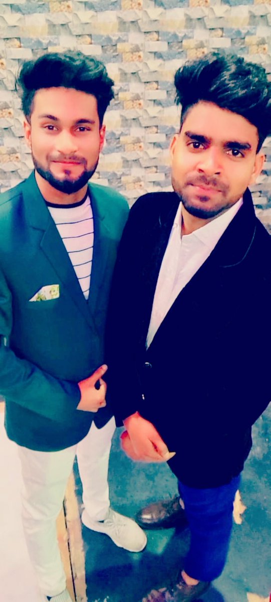 mr__raja_'s tweet photo. https://t.co/sKjHdOzTKu