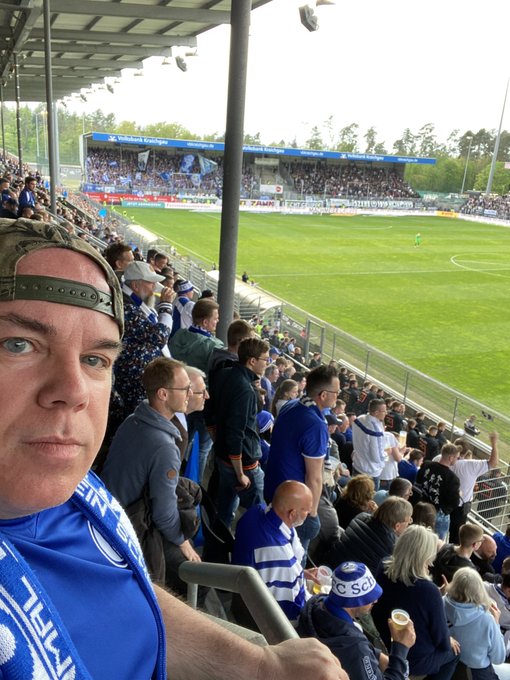 Sandhausen Schalke 1:2 ! Wie geil war das denn! https://t.co/puNNj0wG1r