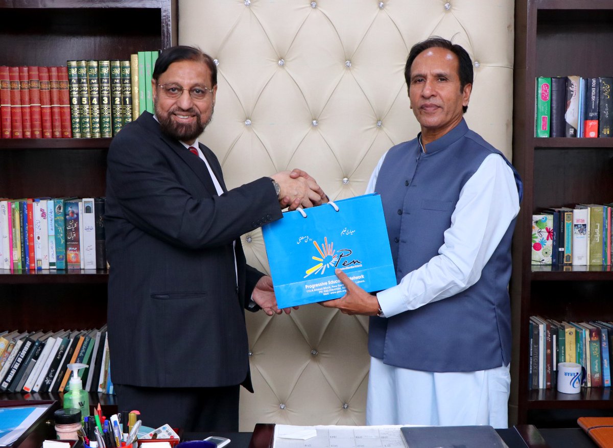 penpk's tweet photo. #HBL Foundation visited #PEN office &amp; conducted a review meeting with the #PENAcademy team.
Dr. Muhammad Najeeb Khan (CEO, PEN) briefed on the progress &amp; future plans of PEN Academy to Mr. Abid Rafique Qazi (CEO, HBL Foundation) &amp; Ms. Sumaviya Asghar (Senior Manager Programs, HBL https://t.co/hFg9CECkJn