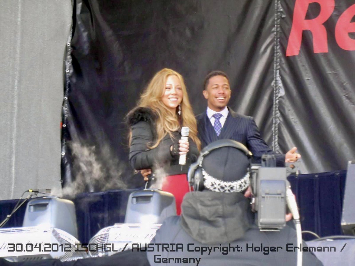 Careenough4mein's tweet photo. OTD - 10!!! years ago #MariahCarey. @MariahCarey in #Ischgl #Austria #Topofthemountain concert #Idalp #Idontwannacry - … but I cried a lot - lambily dream come true - of course in front row LYM MC ❤️❤️❤️🦋 https://t.co/J8UyeQHWiz