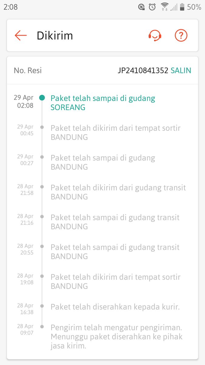 DWNCR's tweet photo. @jntexpressid paket dari cimahi ke sukajadi, udh 3 hari ga nyampe, trs malah mampir dl ke soreang, kumahaa ?? 
no resi : JP2410841352 https://t.co/sdAsPatnbs