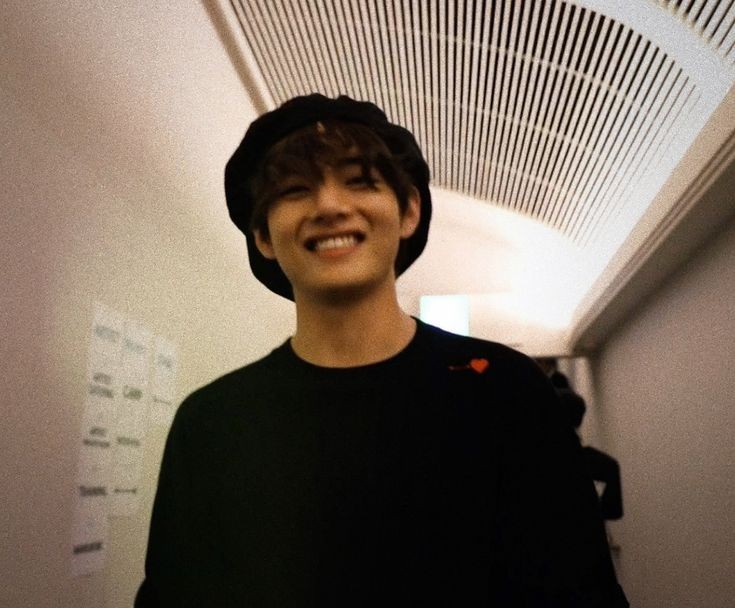 kthsv1's tweet photo. Redamancy

- a filo #taekookau !
wherein (jk) and (th) love each other so much but will they love each other until the end? https://t.co/OL1YEizf6T