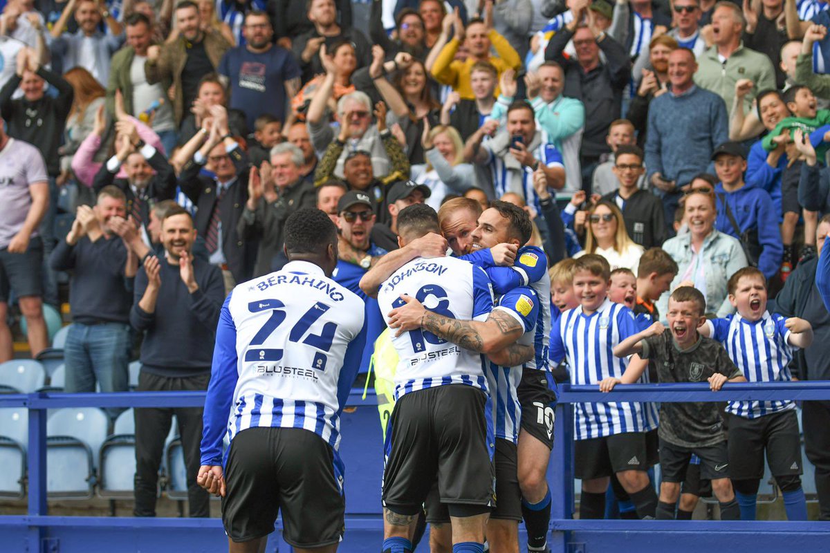 Keep it going, boys! 🔵⚪️