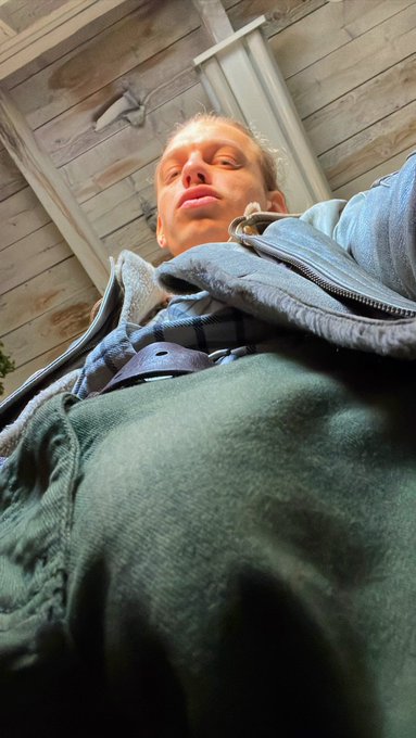 Good morning Twitter ☀️ Watch my stories before i get banned on IG lol https://t.co/8wTdl7G00a https://t