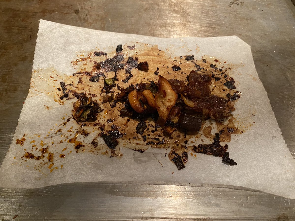 x_tnd's tweet photo. 大阪で久しぶりに、さいじょうに会って「残しておいたので食べてください」てっ言われてあったのがコレ。
涙で出た。 https://t.co/yoy443t5n4