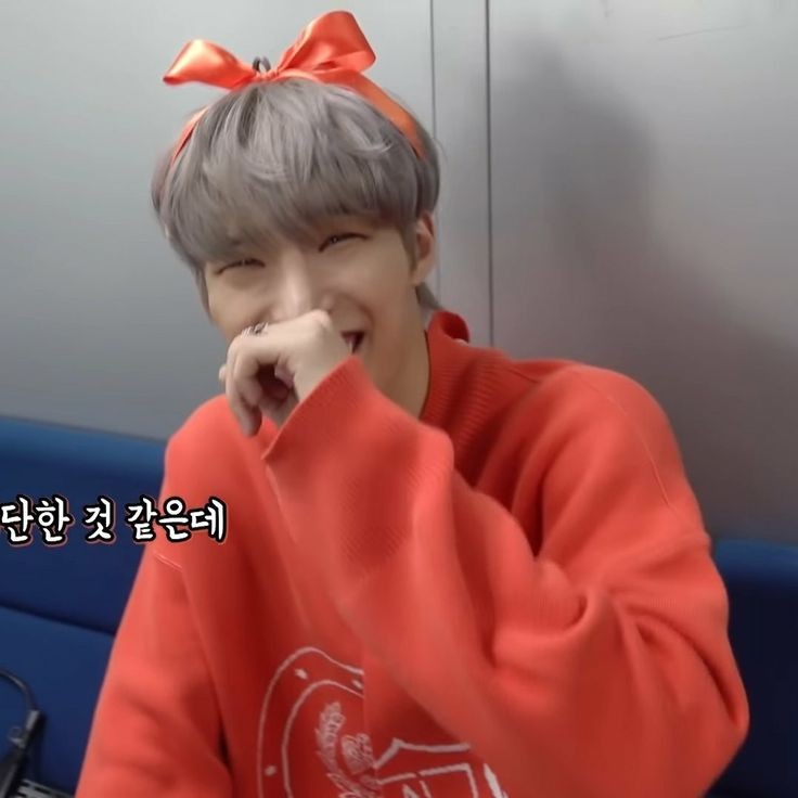 EB0YMINJOONG's tweet photo. mingi has brought a little gift !

#mingi #민기 @ATEEZofficial https://t.co/3SmOLshTd9