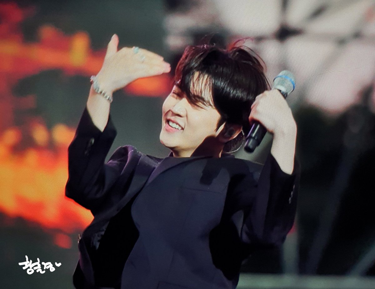 ecstatic_ren's tweet photo. 220430

ㅠㅠㅠㅠㅠㅠㅠ겸댕이ㅜㅠㅠㅠㅠㅠㅠ

#최민기 #렌 #민기 #REN https://t.co/ZBlfVMTslY